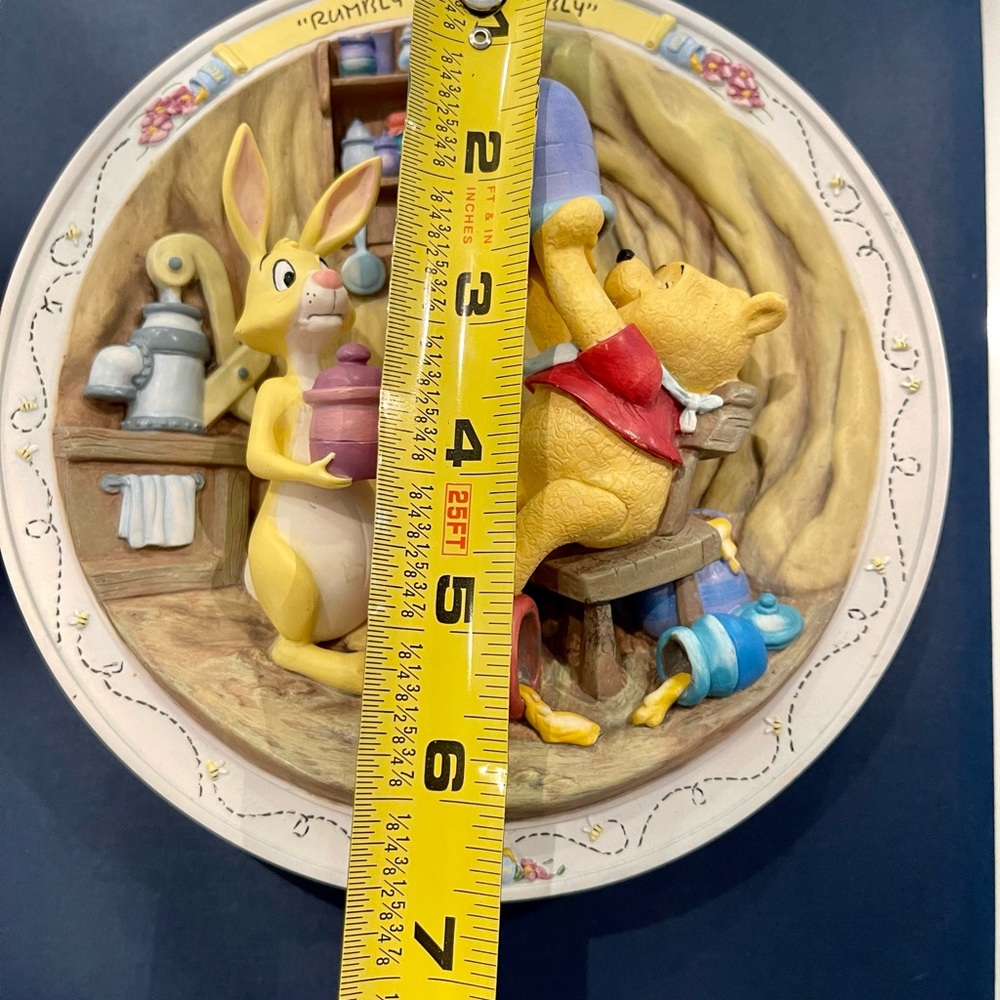 Winnie The Pooh & Friends 3D Plate
